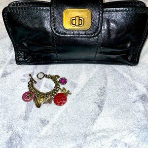 FOSSIL FIFTY FOUR COLLECTION LEATHER CLUTCH